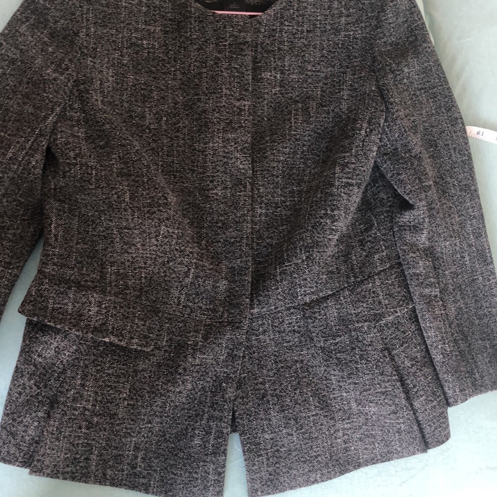 Ann Taylor Jacket - Picture 7 of 7